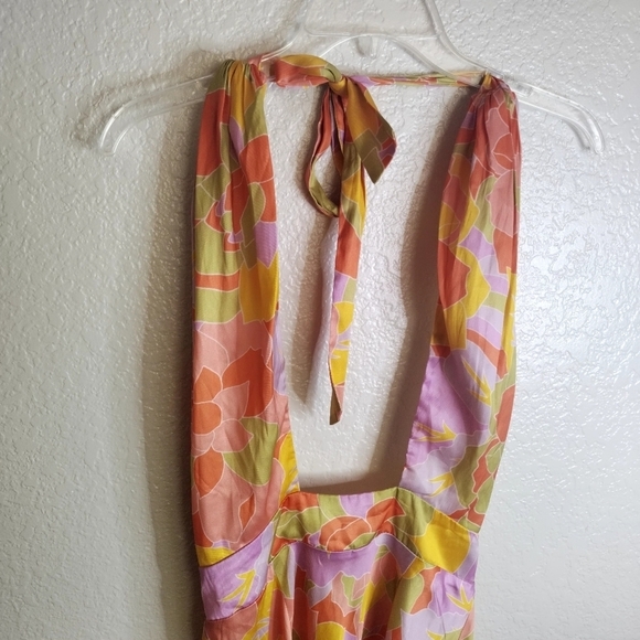 RUNAWAY THE LABEL MINDY MIDI DRESS in Sage Sz M - Picture 4 of 13